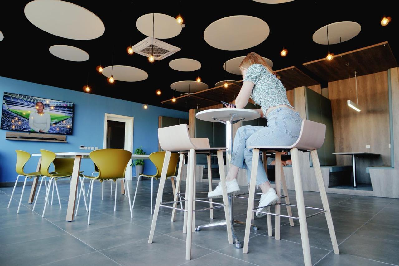 Хостел Campus Hub Мсида Экстерьер фото